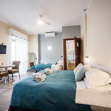 L'Antico Borgo Elena Noli Hotel Bagian luar foto